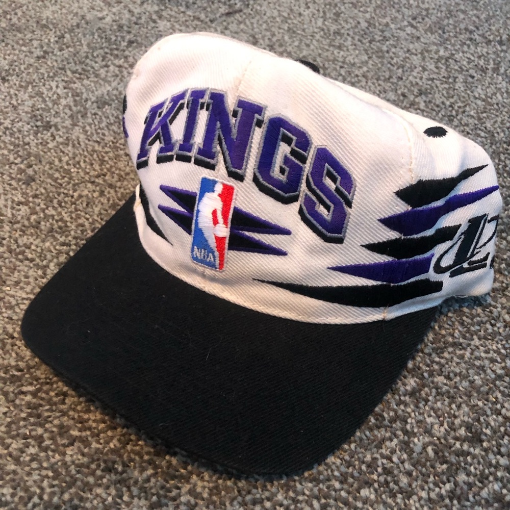 Vintage 90s diamond cut snapback ,Sacramento kings ultra rare